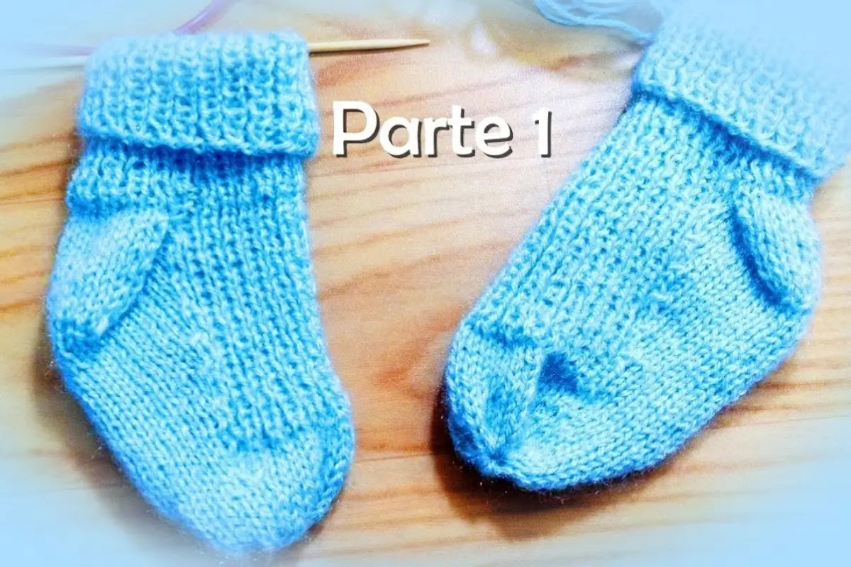 Meia de Bebê de Tricô: Delicadeza e Amor em Cada Ponto